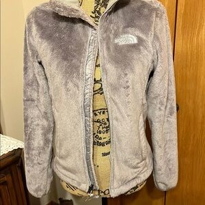 3-Piece Bundle! The North Face Women's Gray Fleece Jacket w/matching Hat/Gloves